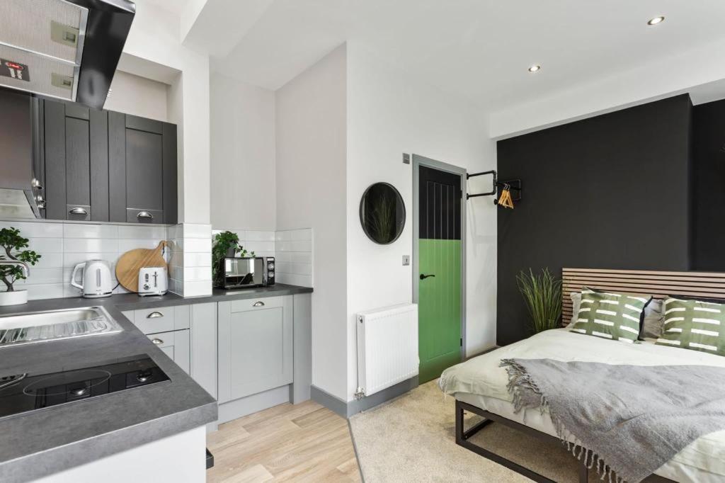 비스턴 ✰Onpoint -Modern & Fresh Studio Apt Close To Centre - Convenient!✰ 아파트 외부 사진